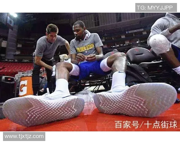 足球明星的脚长对比赛表现的影响及其背后的科学揭秘